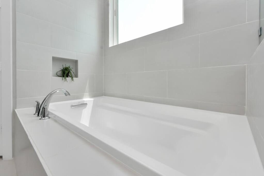 Casa Labella - Downtown Skyline Views - Sleeps 10 Villa Houston Luaran gambar