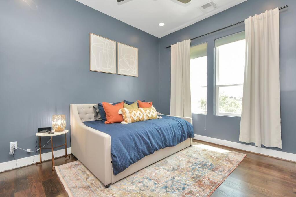 Casa Labella - Downtown Skyline Views - Sleeps 10 Villa Houston Luaran gambar