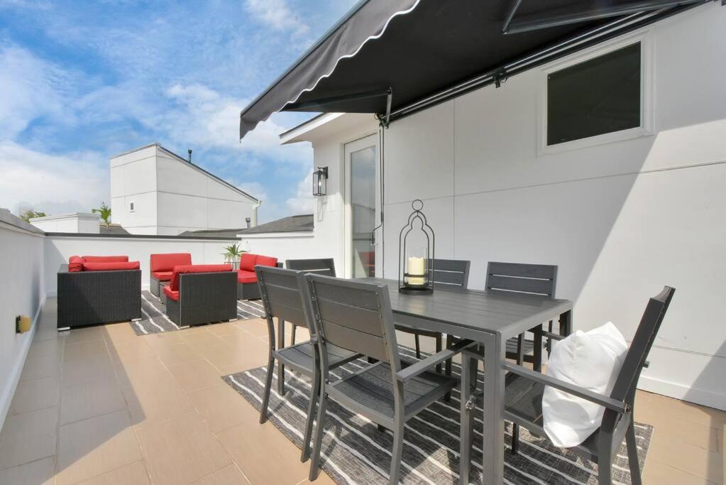 Casa Labella - Downtown Skyline Views - Sleeps 10 Villa Houston Luaran gambar